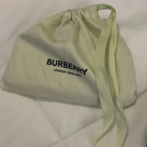 Burberry Beige and Black/brown Plaid Wallet - Picture 12 of 12